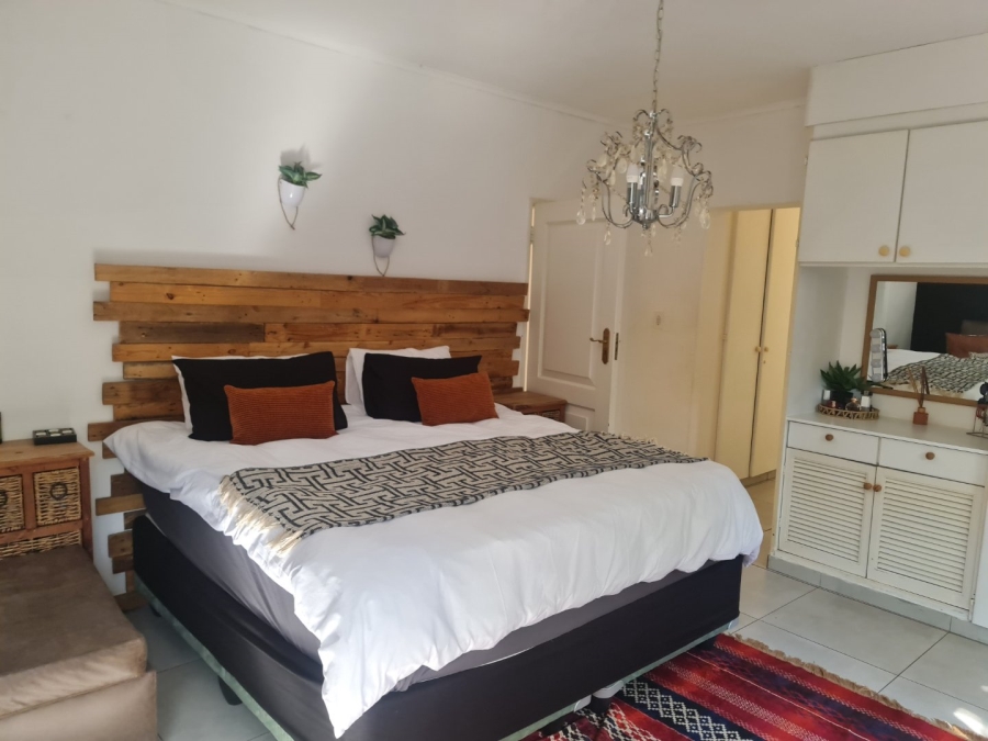 4 Bedroom Property for Sale in Safari Gardens North West